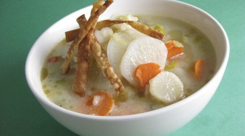 Chinese Daikon Soup