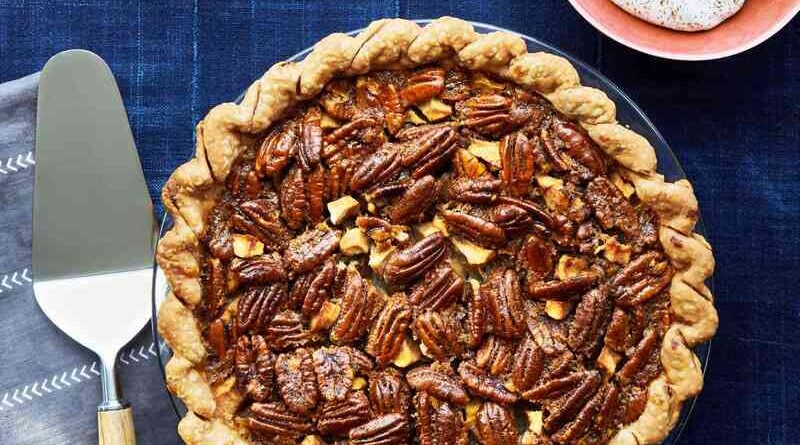 Apple Pecan Pie