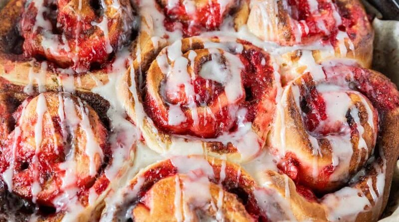 Strawberry Cinnamon Rolls