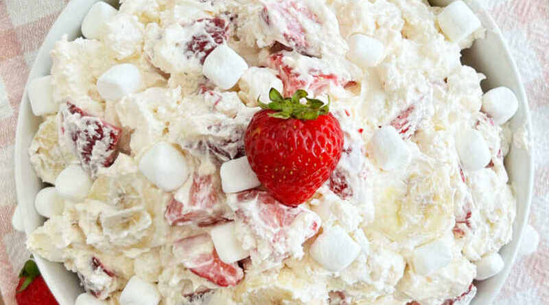 Strawberry Banana Cheesecake Salad