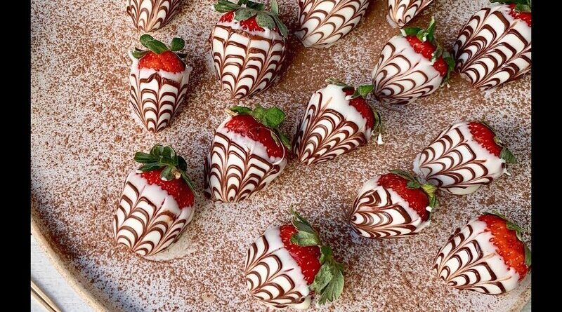 White-Chocolate-Strawberries