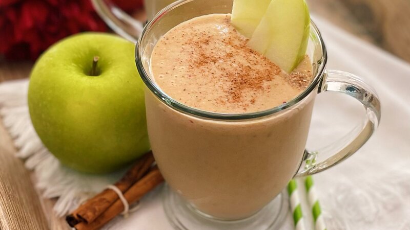 Apple-Pie-Smoothie