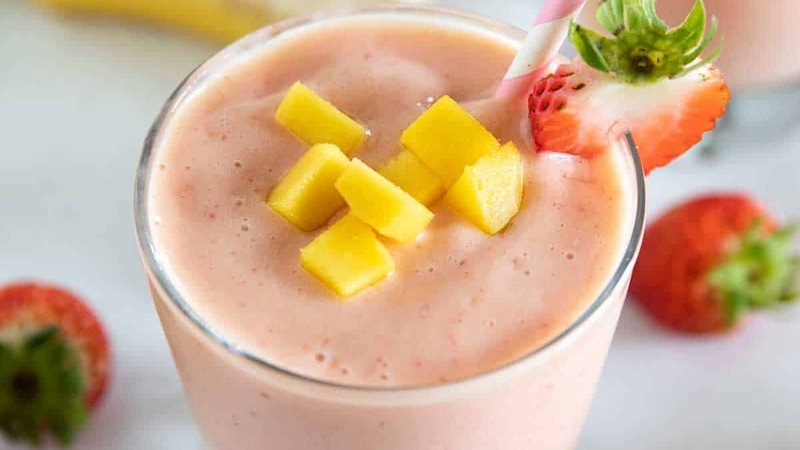 Pineapple-Strawberry-Smoothie